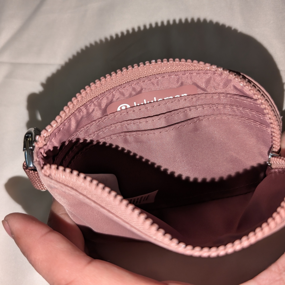 Lululemon Card Case In Spiced Chai - Picture 3 of 3